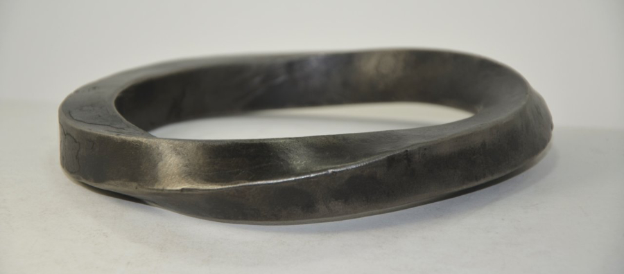 Substantial iron knots