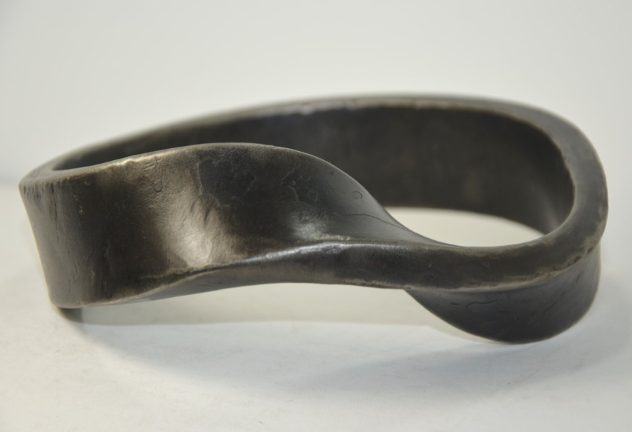 Substantial iron knots